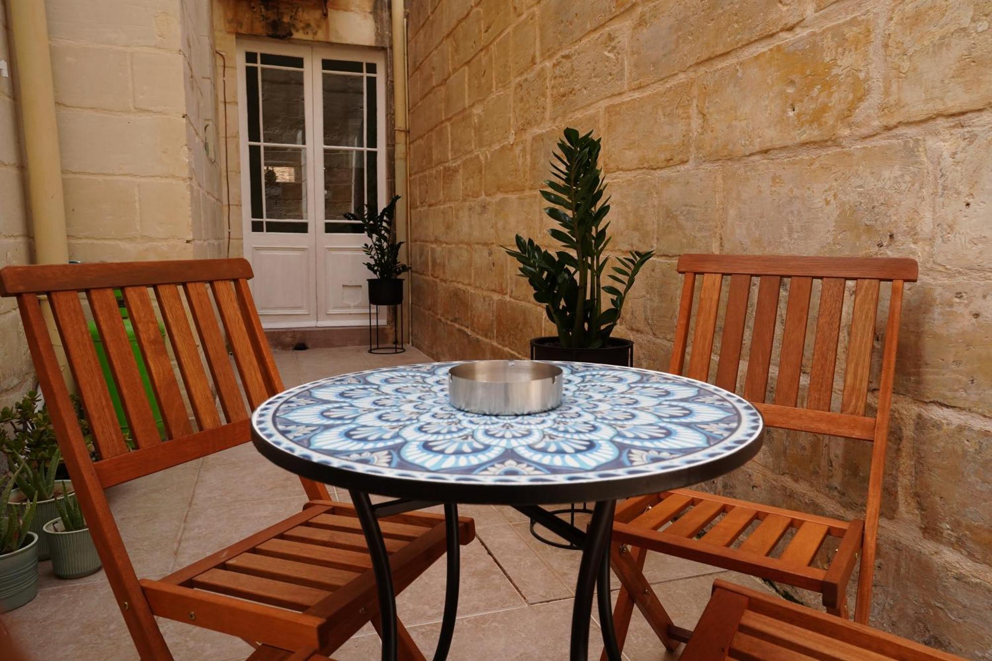 Villa Number10 Sliema Exterior foto